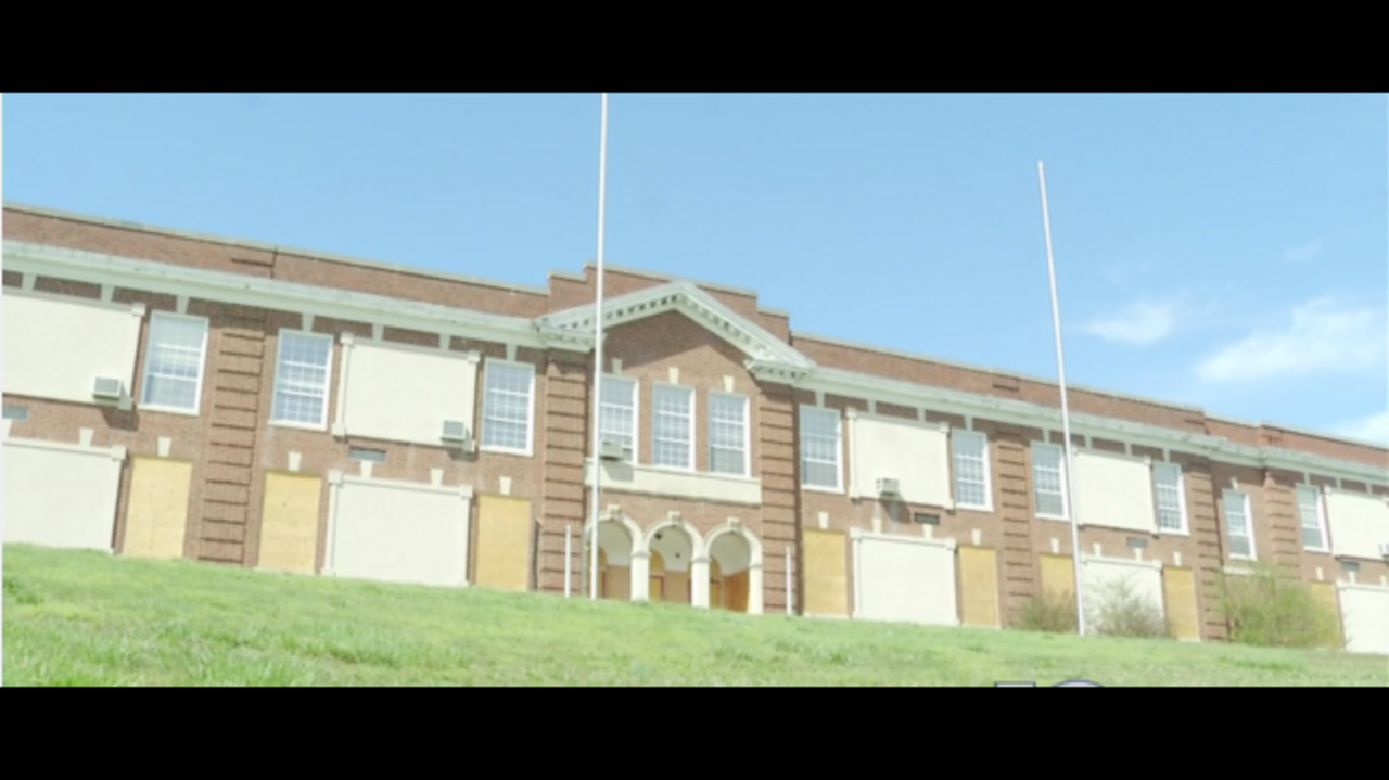 Historic Vinton school nearly set to reopen as downtown lofts