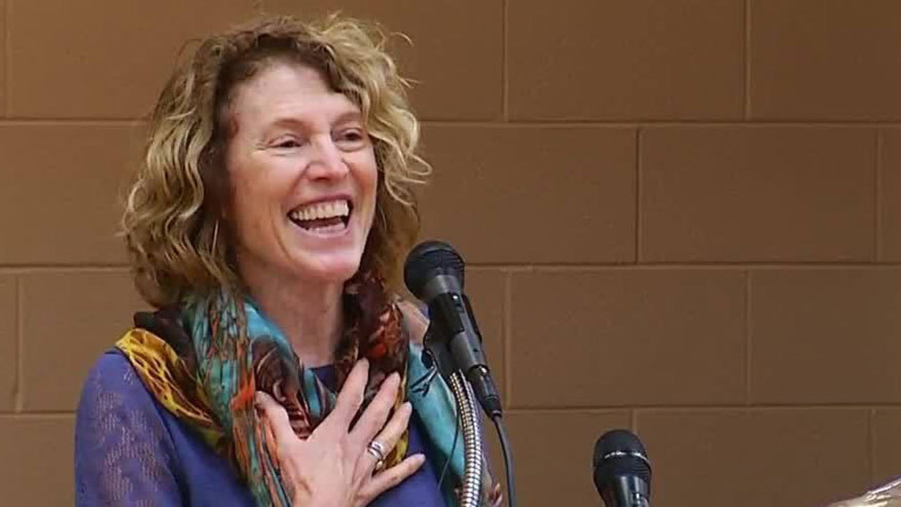 Roanoke teacher named Virginia Lottery Super Teacher - WSLS