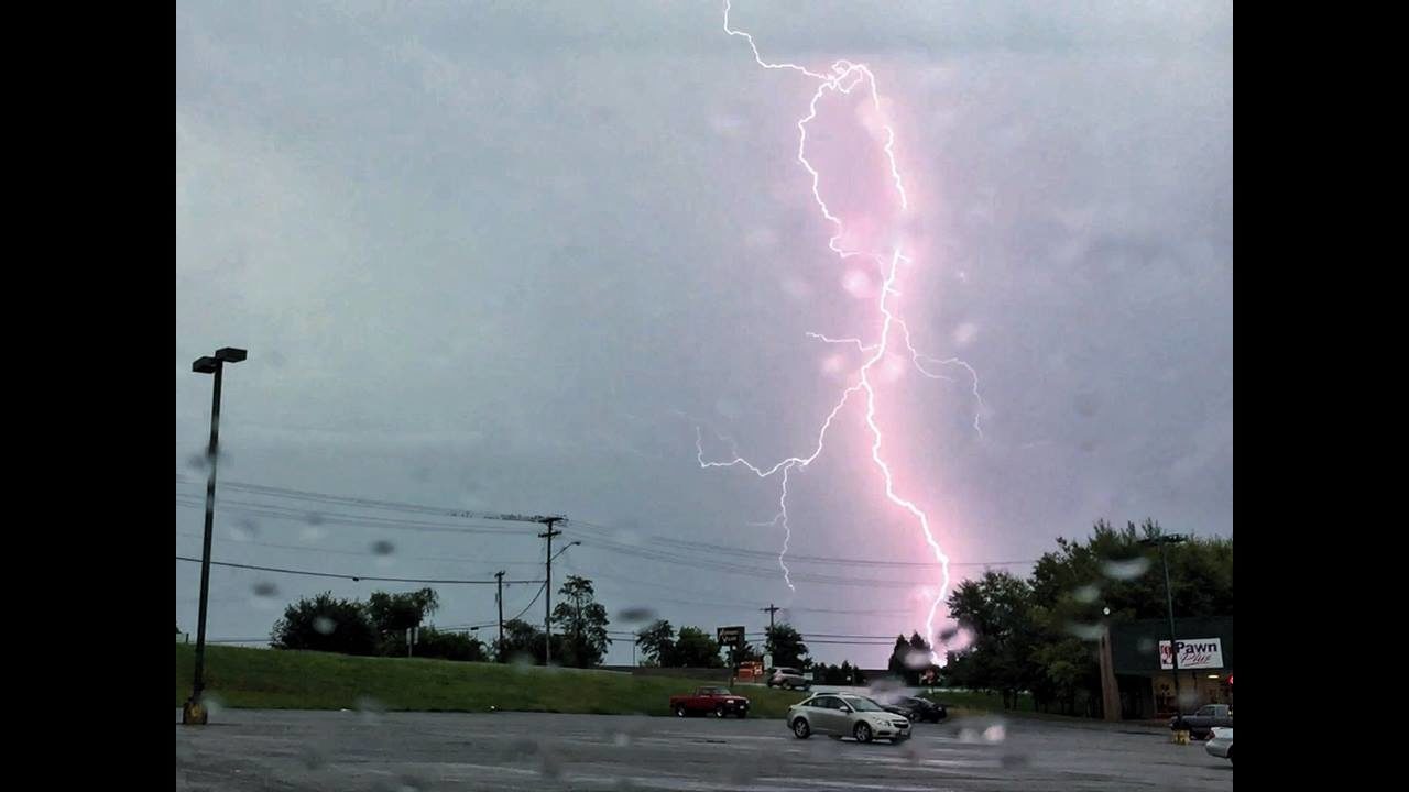 What Causes The Different Color Of Lightning what-causes-the-different-color-of-lightning