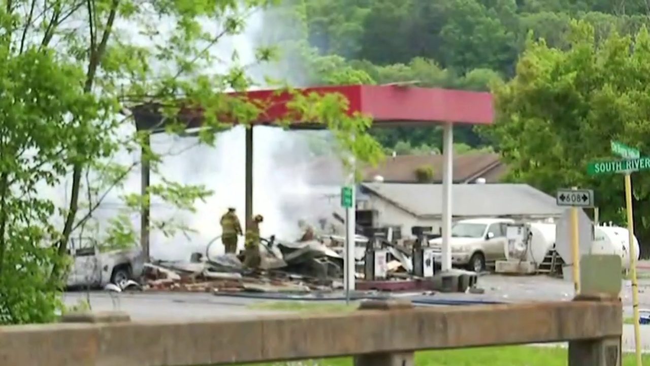 Massive gas station fire causes injuries in Buena Vista