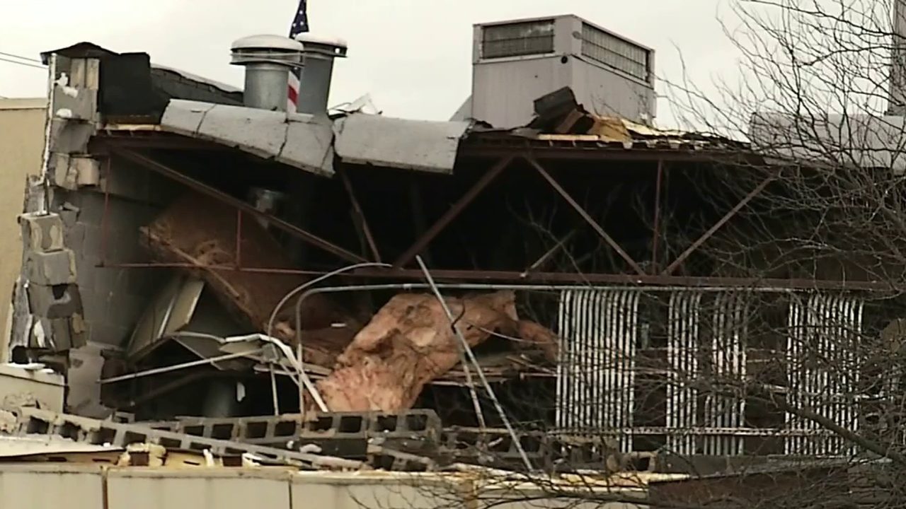 Explosion destroys roof of Famous Anthony's on Williamson Road