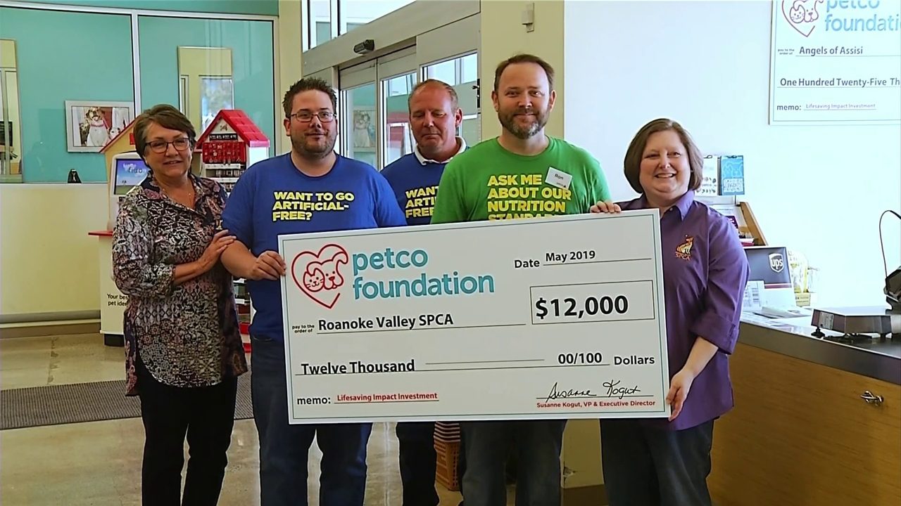 petco-holdings-inc-salaries-average-petco-holdings-inc-salary-by-location-job-title-and-department