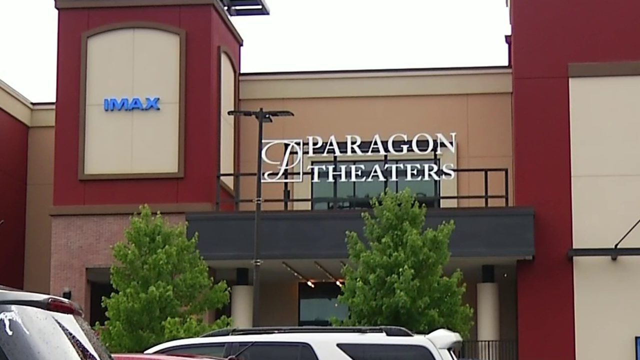 Blacksburg celebrates Paragon Theaters; says goodbye to...