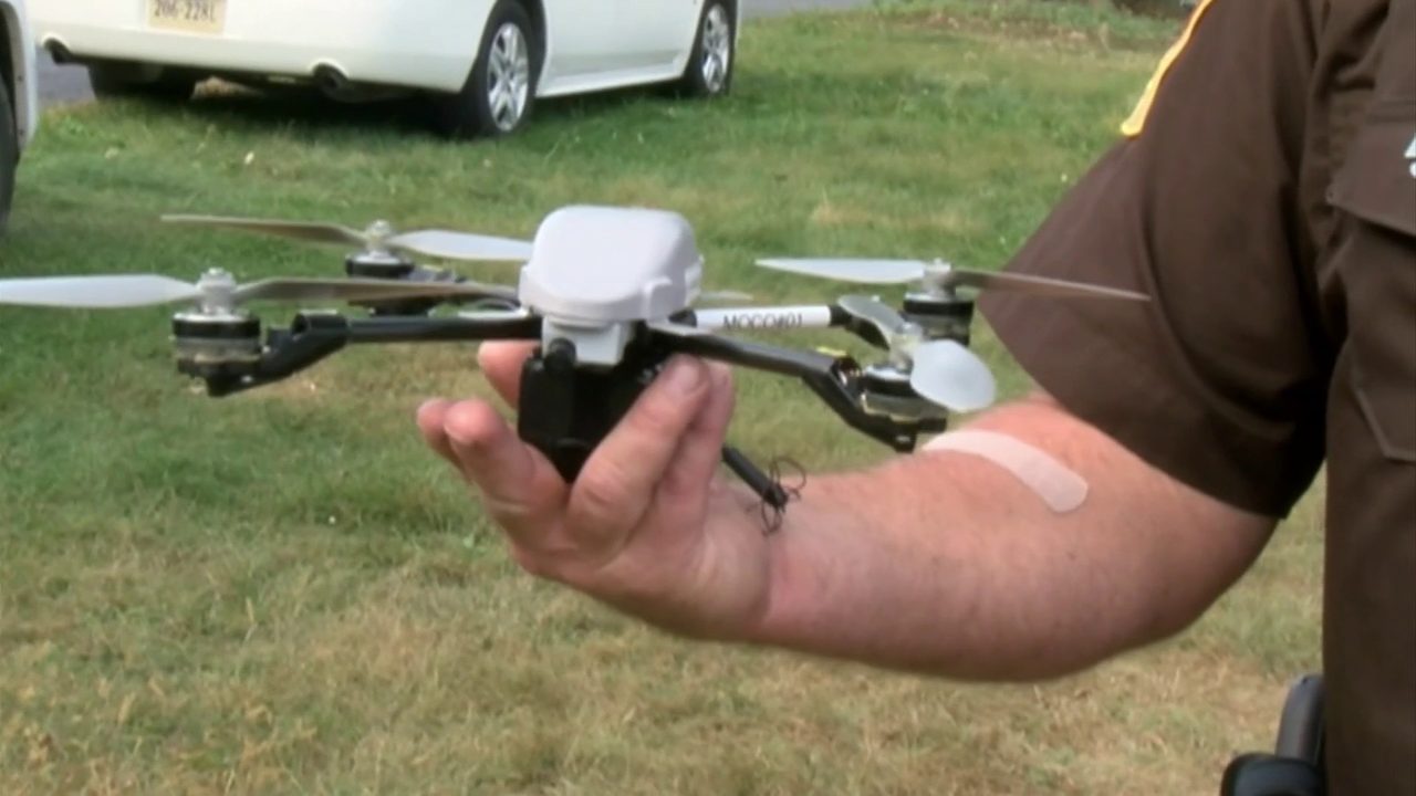 Local sheriff's deputies save hikers using drone