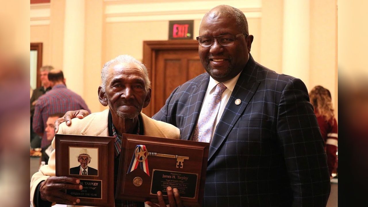 No description available